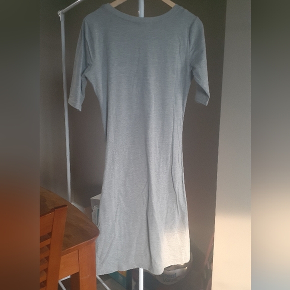 Thyme And Honey Dress - Picture 2 of 6